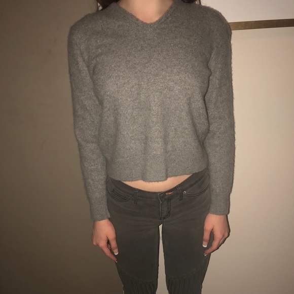 RALPH LAUREN CASHMERE SWEATER - Picture 2 of 3